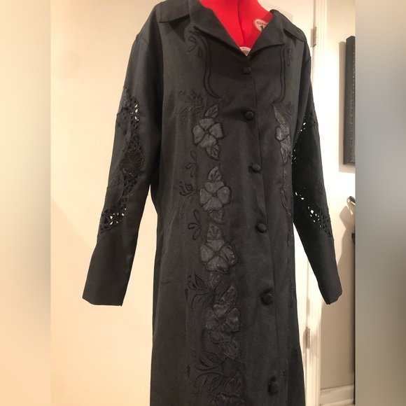 Vintage Floral Embroidered Gothic Full Length Oversized Duster / Trench Coat - Picture 5 of 16